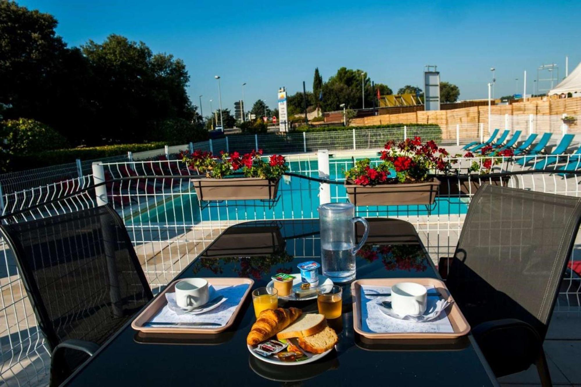 Sure Hotel By Best Western Nimes Est Exterior photo