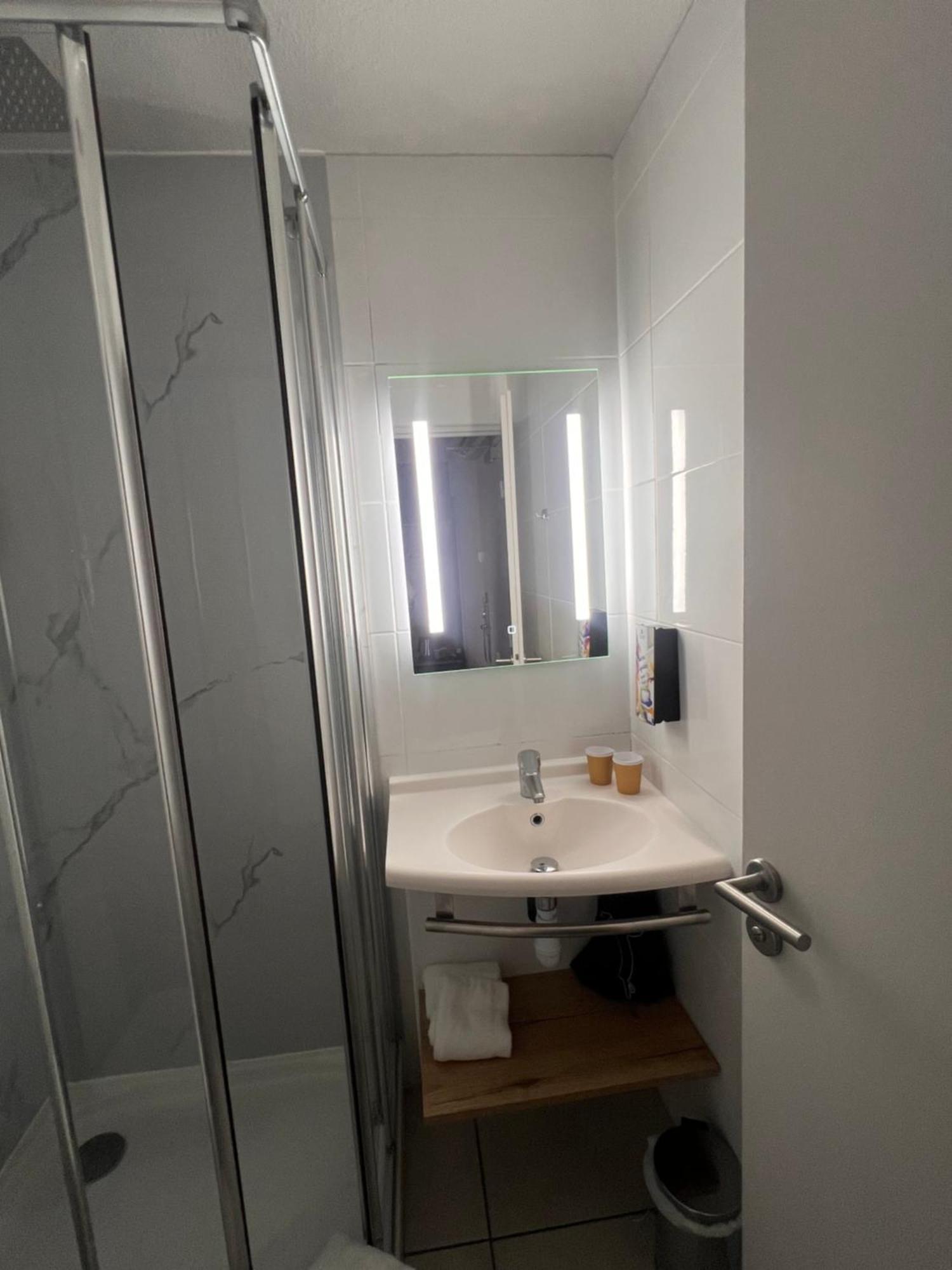 Sure Hotel By Best Western Nimes Est Exterior photo